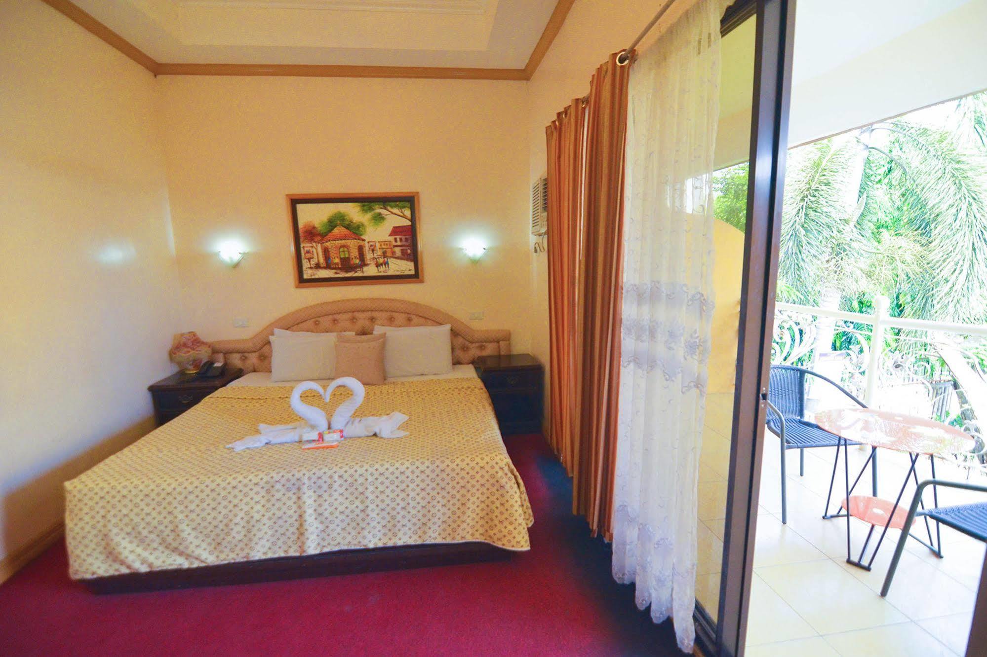 Oyo 197 Sunny Point Hotel Davao City Exterior foto
