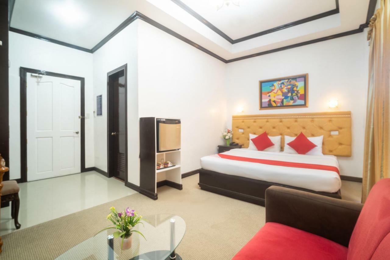 Oyo 197 Sunny Point Hotel Davao City Exterior foto
